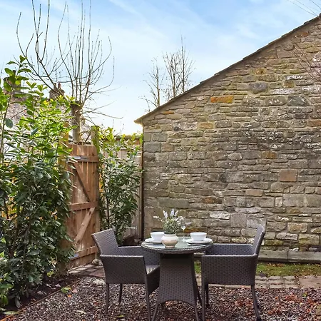 Uk45886 - The At Cross House Kirkby Lonsdale